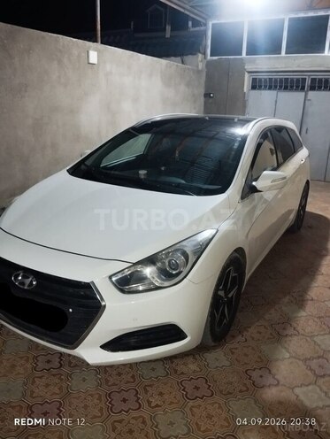 Hyundai i40 2013, 400,000 km - 1.7 l - Şabran