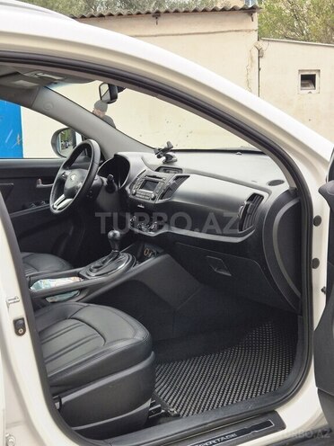 Kia Sportage 2013, 230,000 km - 2.4 л - Sumqayıt