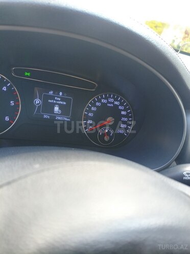 Kia Sorento 2015, 296,000 km - 2.0 л - Qazax