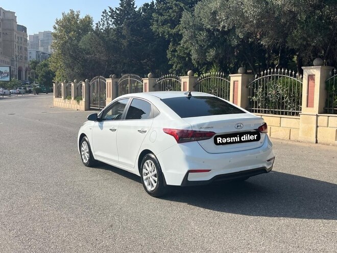 Hyundai Accent 2018, 213,500 km - 1.6 l - Bakı