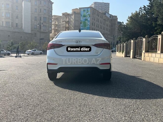 Hyundai Accent 2018, 213,500 km - 1.6 l - Bakı