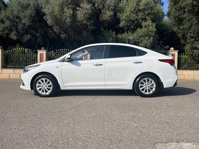 Hyundai Accent 2018, 213,500 km - 1.6 l - Bakı