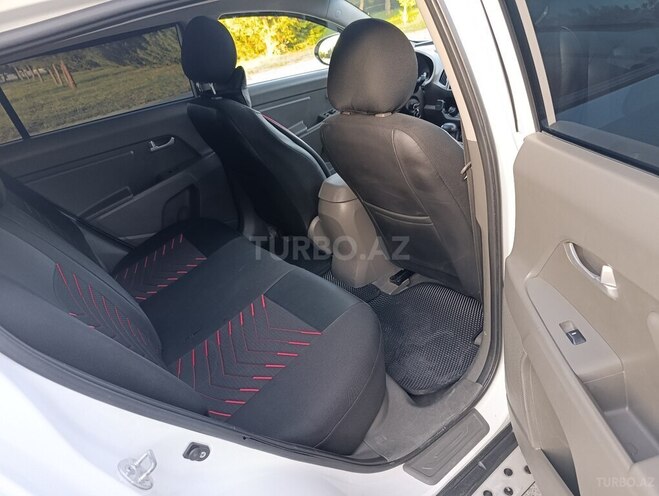 Kia Sportage 2011, 180,000 km - 2.0 l - Ağdaş