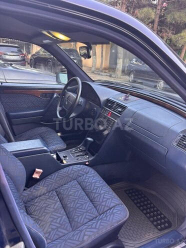 Mercedes C 220 1994, 478,000 km - 2.2 l - Sumqayıt