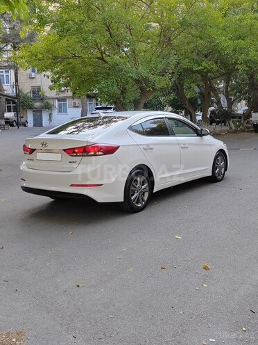 Hyundai Avante 2016, 199,900 km - 1.6 l - Bakı