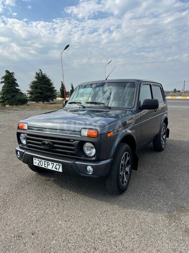LADA (VAZ) Niva 2021, 158,000 km - 1.7 l - Gəncə