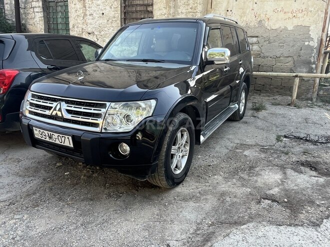 Mitsubishi Pajero 2007, 350,000 km - 3.0 л - Bakı
