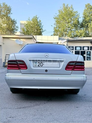 Mercedes E 280 1999, 337,000 km - 2.8 l - Gəncə