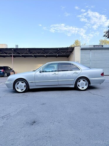 Mercedes E 280 1999, 337,000 km - 2.8 l - Gəncə