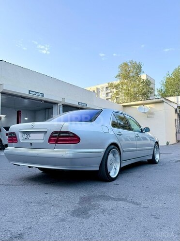 Mercedes E 280 1999, 337,000 km - 2.8 l - Gəncə