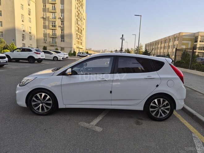 Hyundai Accent 2018, 101,000 km - 1.6 л - Bakı