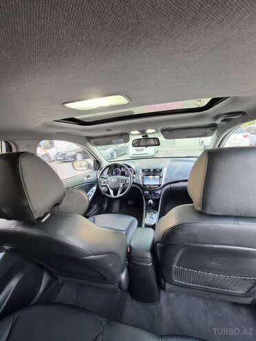 Hyundai Accent 2018, 101,000 km - 1.6 л - Bakı