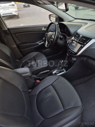 Hyundai Accent 2018, 101,000 km - 1.6 л - Bakı