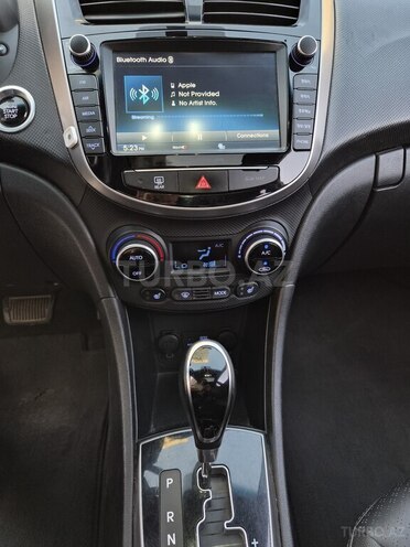Hyundai Accent 2018, 101,000 km - 1.6 л - Bakı