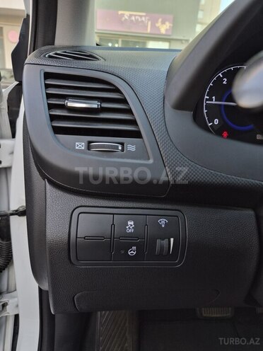 Hyundai Accent 2018, 101,000 km - 1.6 л - Bakı