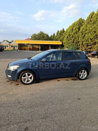 Kia Ceed 2009, 244,256 km - 1.4 л - Göygöl