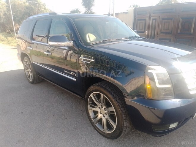 Cadillac Escalade 2008, 250,000 km - 6.2 l - Zərdab