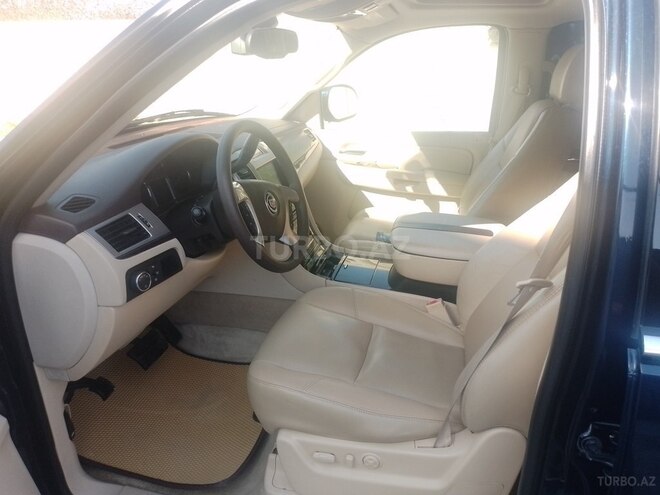 Cadillac Escalade 2008, 250,000 km - 6.2 l - Zərdab