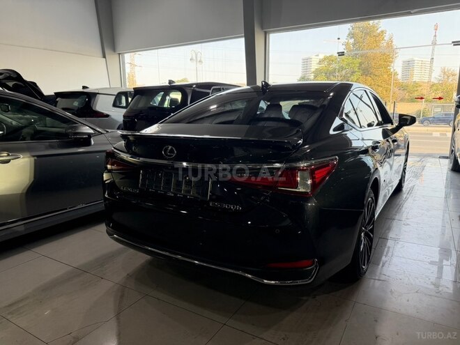 Lexus ES 300h 2023, 51,000 km - 2.5 l - Bakı