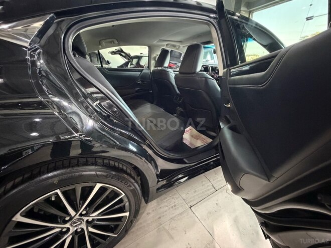 Lexus ES 300h 2023, 51,000 km - 2.5 l - Bakı
