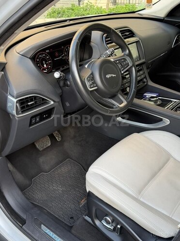 Jaguar F-Pace 2020, 152,000 km - 2.0 л - Bakı