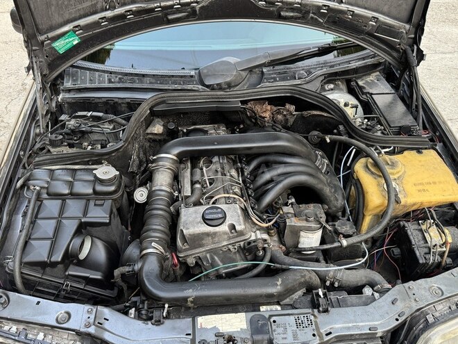 Mercedes C 250 1996, 326,530 km - 2.5 l - Sumqayıt