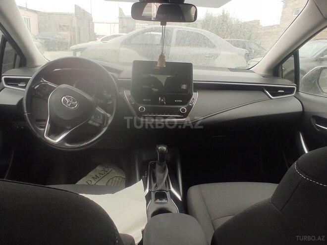 Toyota Corolla 2019, 110,000 km - 1.6 л - Bakı
