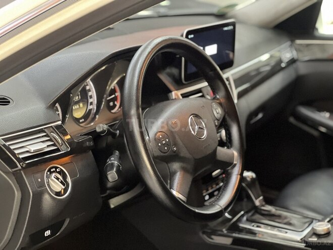 Mercedes E 220 2011, 354,000 km - 2.1 l - Xırdalan