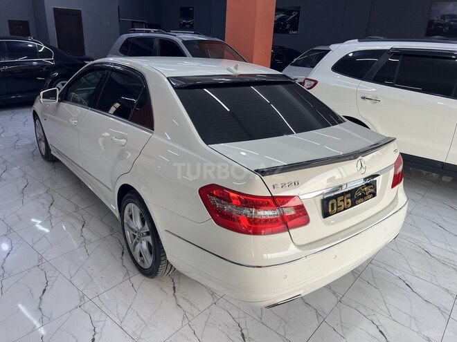 Mercedes E 220 2011, 354,000 km - 2.1 l - Xırdalan