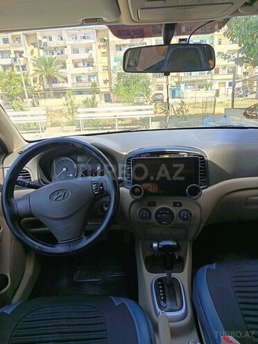 Hyundai Accent 2009, 261,000 km - 1.6 l - Bakı