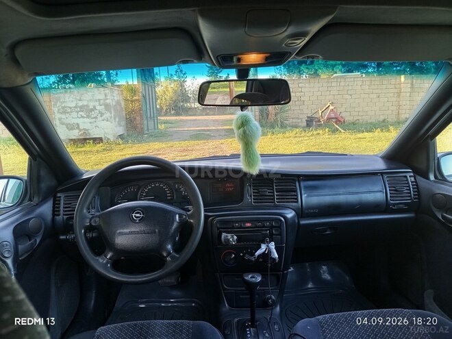 Opel Vectra 1996, 292,000 km - 1.8 l - İmişli