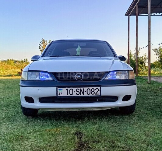 Opel Vectra 1996, 292,000 km - 1.8 l - İmişli