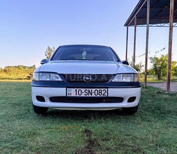 Opel Vectra 1996, 292,000 km - 1.8 l - İmişli