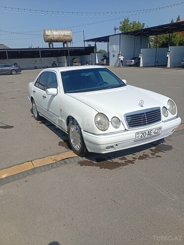 Mercedes E 220 1996, 680,000 km - 2.2 l - Gəncə