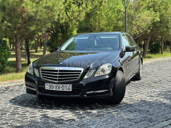 Mercedes E 220 2011, 268,000 km - 2.1 л - Bakı