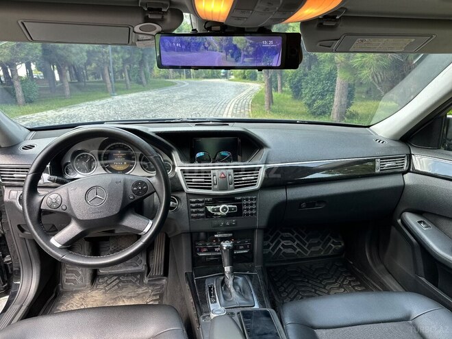 Mercedes E 220 2011, 268,000 km - 2.1 л - Bakı