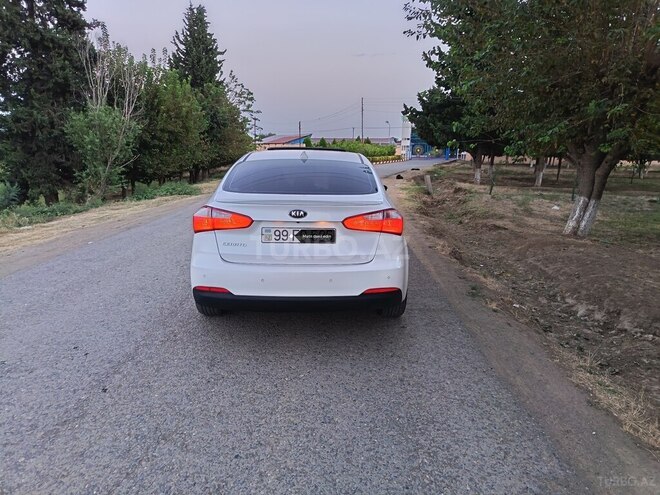 Kia Cerato 2013, 173,383 km - 1.6 l - Biləsuvar