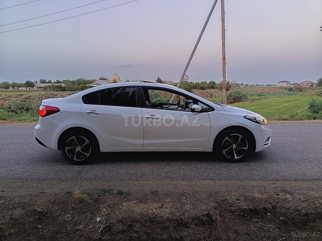 Kia Cerato 2013, 173,383 km - 1.6 l - Biləsuvar