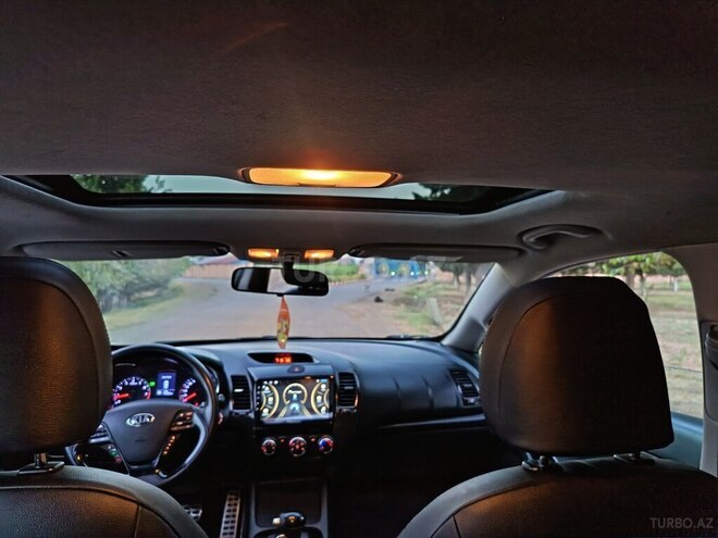 Kia Cerato 2013, 173,383 km - 1.6 l - Biləsuvar