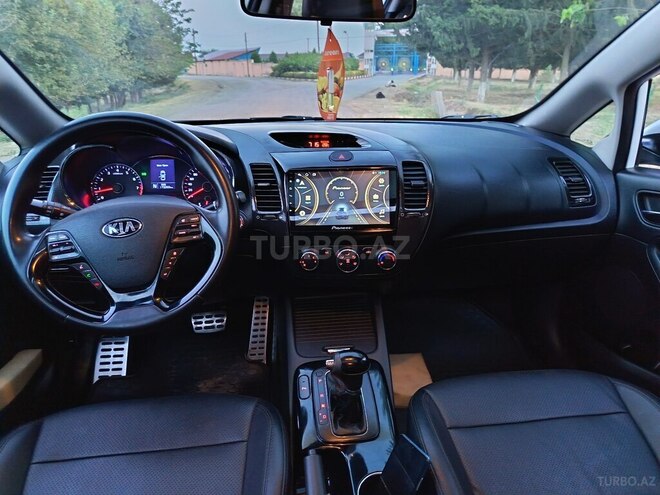 Kia Cerato 2013, 173,383 km - 1.6 l - Biləsuvar