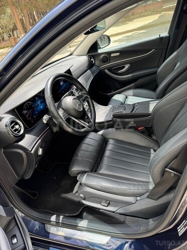 Mercedes E 300 de 2021, 71,000 km - 2.0 л - Bakı
