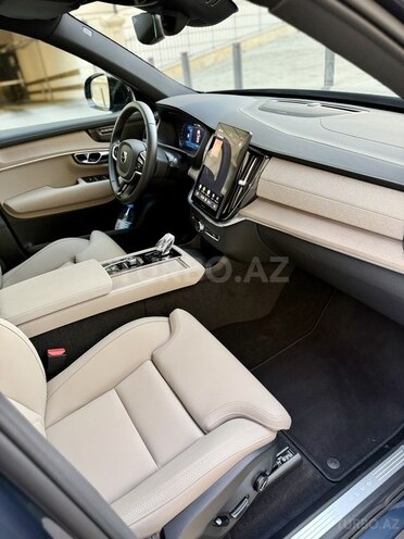Volvo XC90 2025, 5,000 km - 2.0 л - Bakı