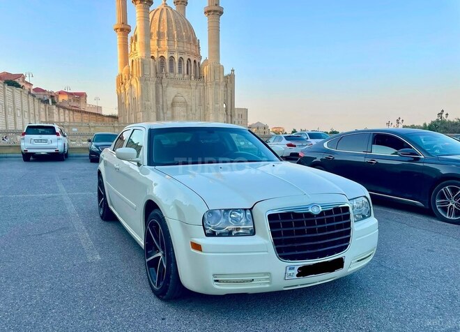 Chrysler 300C 2005, 233,817 km - 2.7 l - Bakı