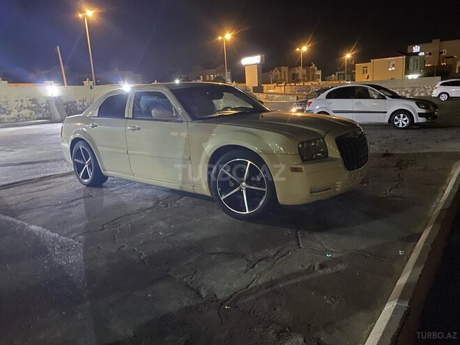 Chrysler 300C 2005, 233,817 km - 2.7 l - Bakı