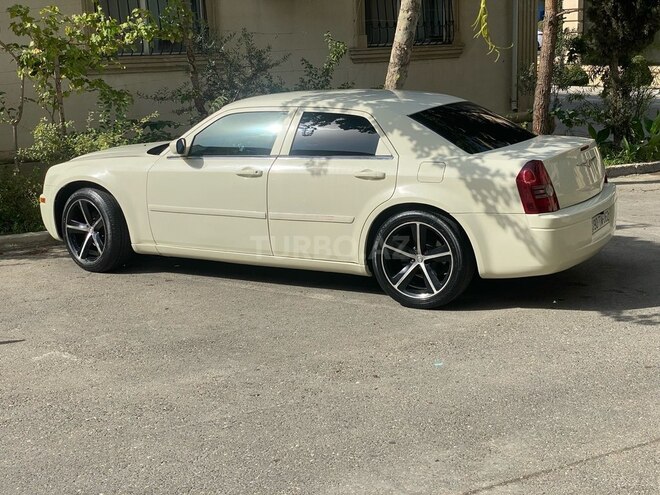 Chrysler 300C 2005, 233,817 km - 2.7 l - Bakı