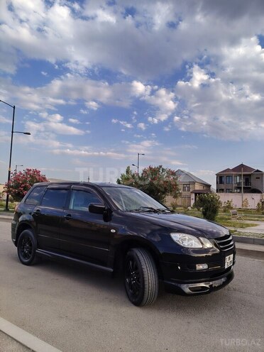 Mitsubishi Airtrek 2002, 325,000 km - 2.0 l - Yevlax