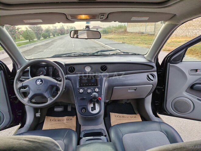 Mitsubishi Airtrek 2002, 325,000 km - 2.0 l - Yevlax