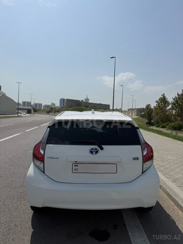 Toyota Aqua 2016, 92,000 km - 1.5 l - Bakı