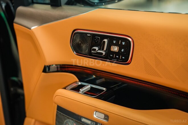 ZEEKR  2025, 14,800 km - 2.0 l - Bakı