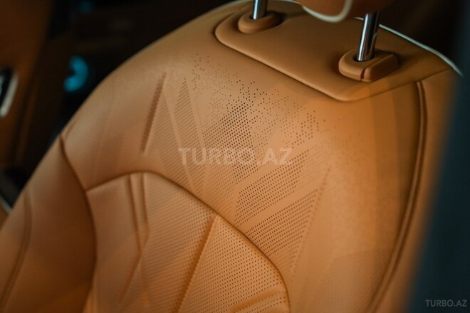 ZEEKR  2025, 14,800 km - 2.0 l - Bakı